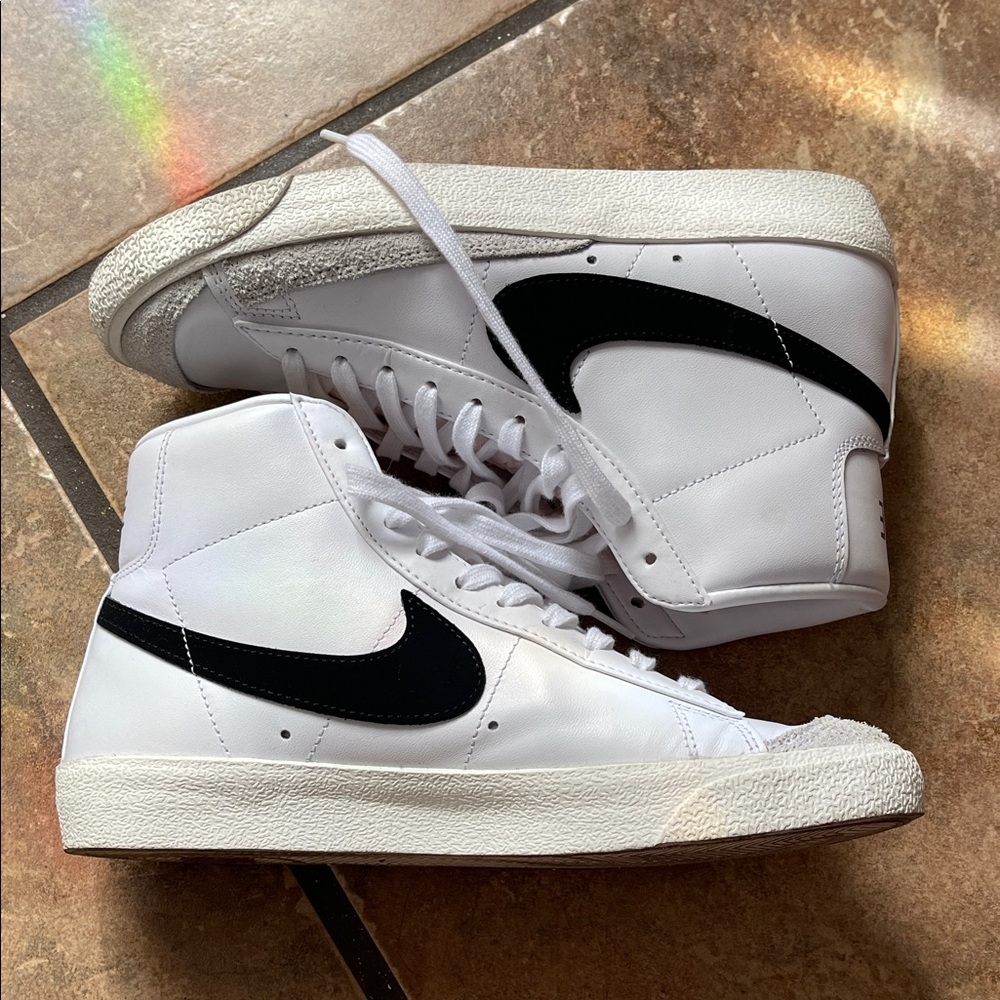 Nike Classic White and Black High-Tops